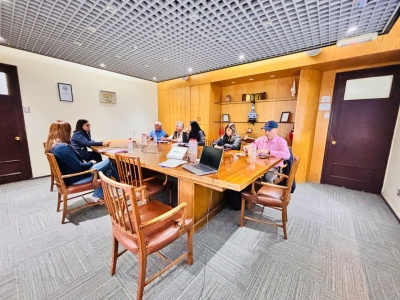 Reunión con Gerente de Operaciones Sra. Makarina Orellana y Gerente de Personas Sra. Carolina Pérez