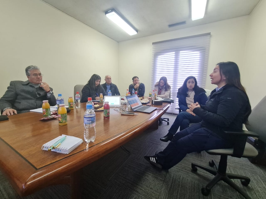 Reunión con Gerencia de Operaciones y Gerencia de RRLL para analizar situación actual del Valle del Elqui y CMP en general